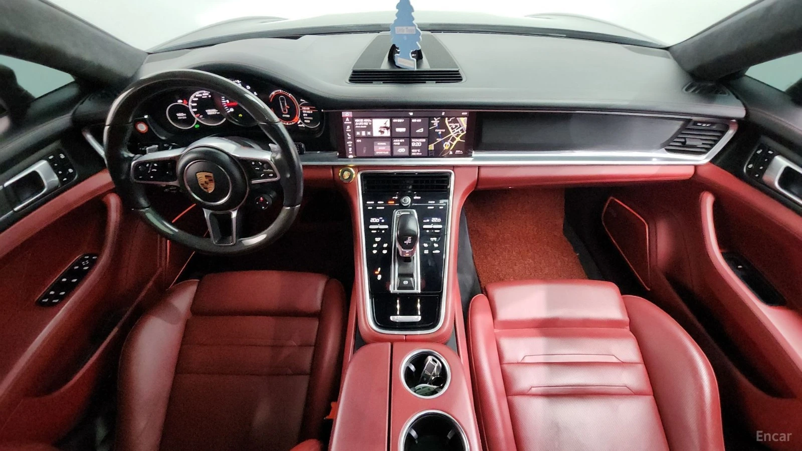 Porsche Panamera 4.0 GTS* КОЖА* ОБДУХВ* НАВИ* ПАНО, снимка 6 - Автомобили и джипове - 55529132
