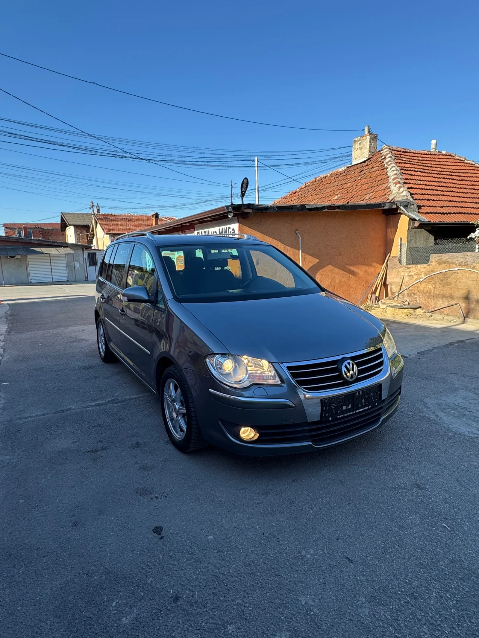 VW Touran 1.9tdi 105k.n подгрев автопилот парктроник
