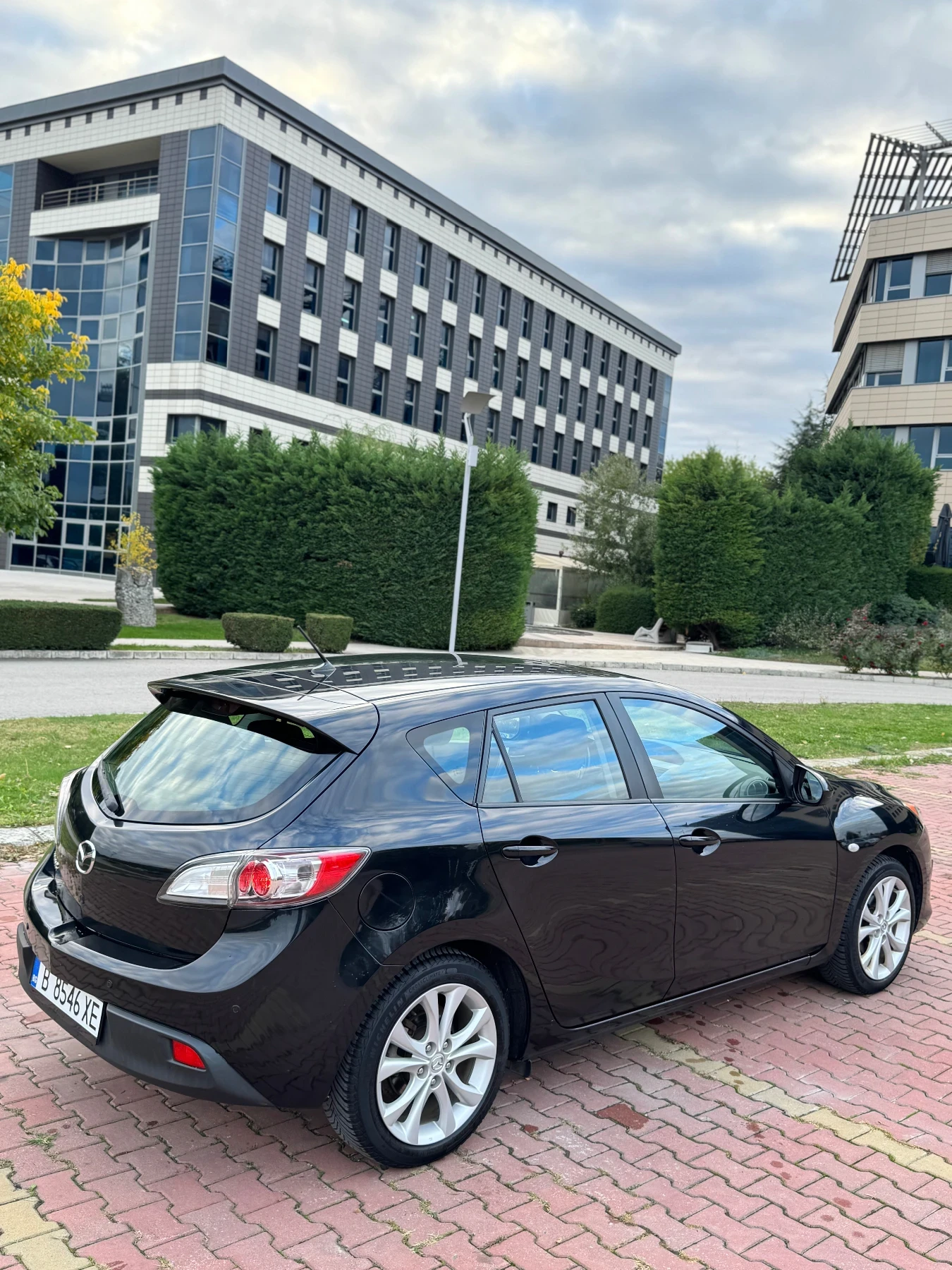Mazda 3 1.6i, снимка 6 - Автомобили и джипове - 56172659