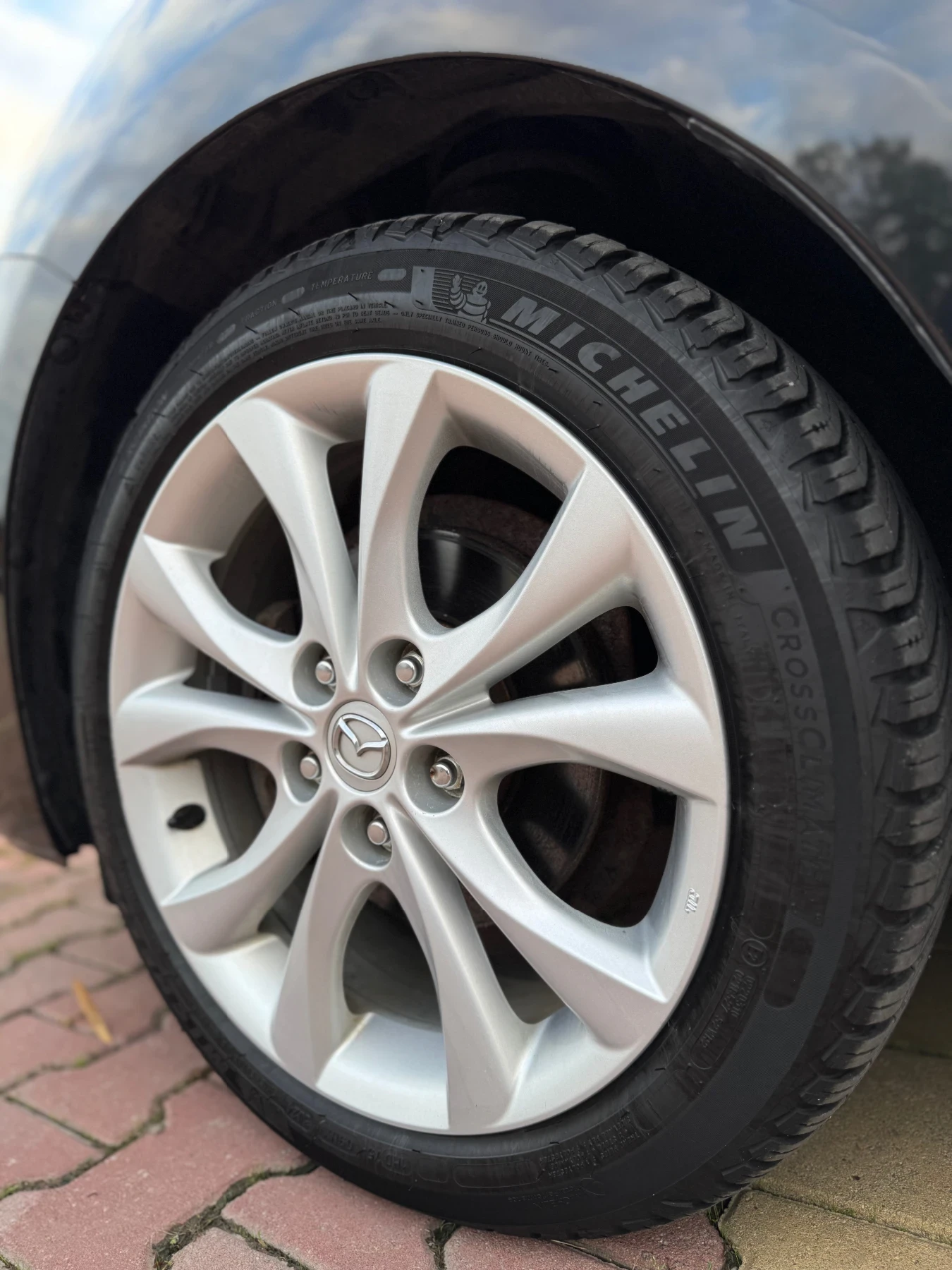 Mazda 3 1.6i, снимка 15 - Автомобили и джипове - 56172659
