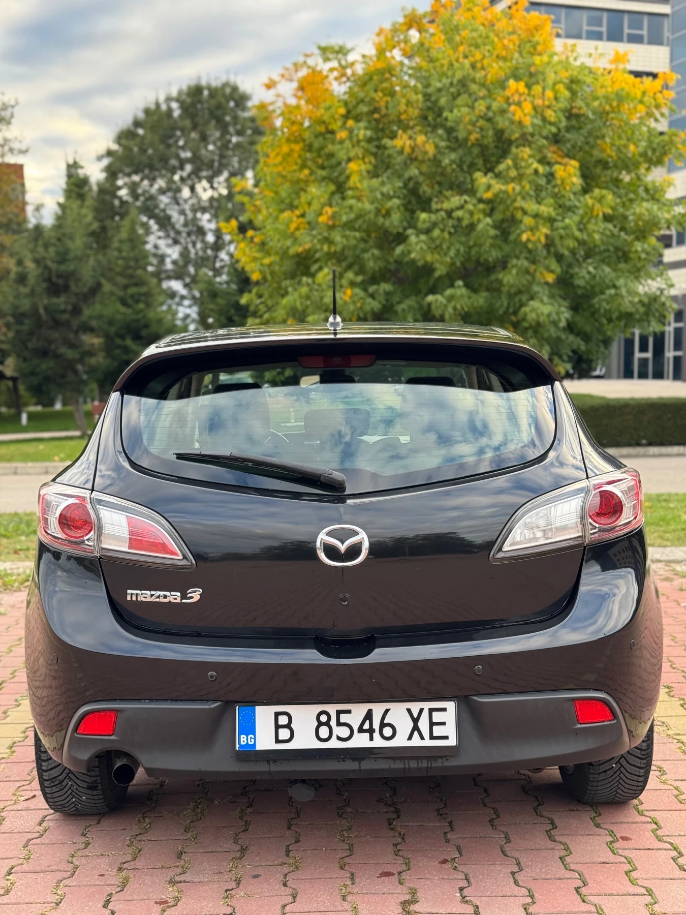 Mazda 3 1.6i, снимка 5 - Автомобили и джипове - 56172659
