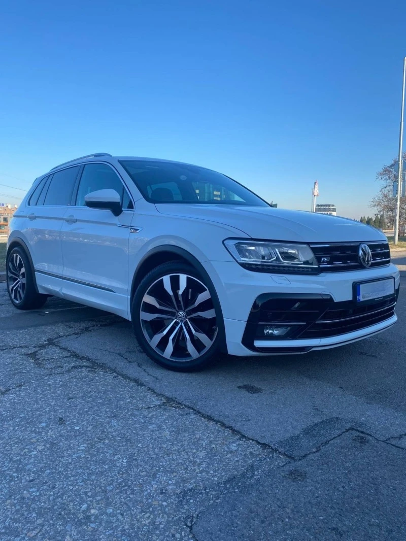 VW Tiguan R-line 2.0 TDI 240к.с 4 MOTION Германия, снимка 1 - Автомобили и джипове - 43275687