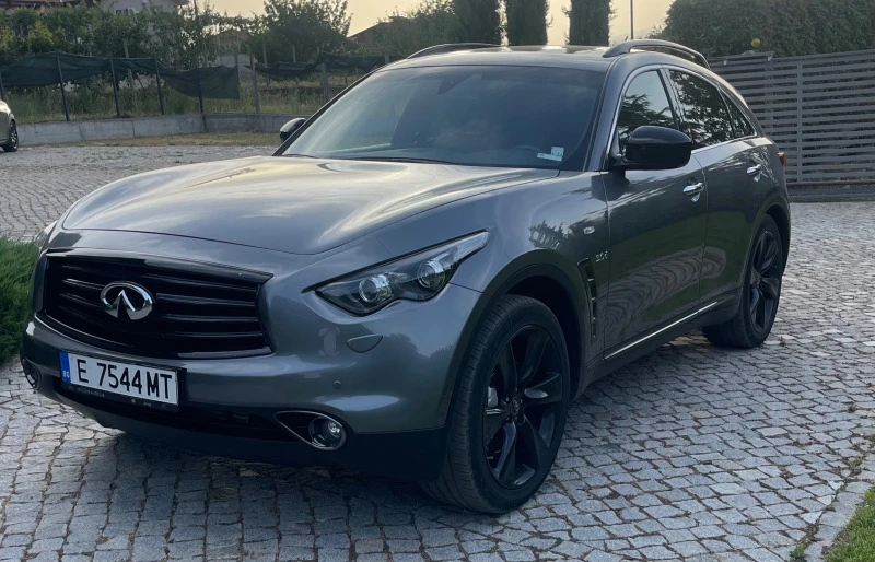 Infiniti QX70 S, снимка 2 - Автомобили и джипове - 47337023