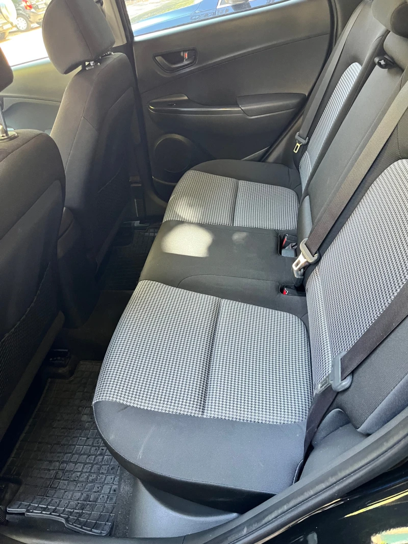 Hyundai Kona AWD, снимка 12 - Автомобили и джипове - 52120734