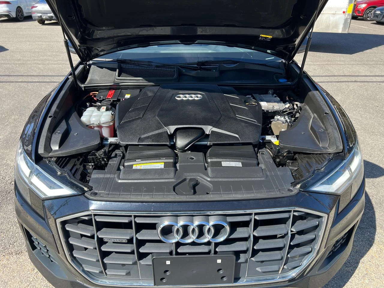 Audi Q8 3.0T* PREMIUM* MATRIX* 360КАМЕРА* ПАНОРАМА* МАСАЖ* - изображение 10
