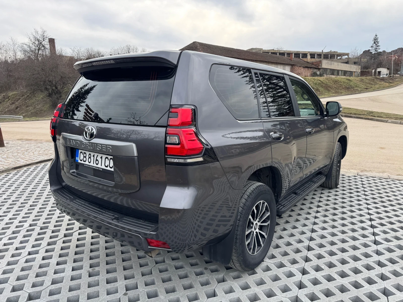 Toyota Land cruiser 2.8D | Mobile.bg � ����������� 5