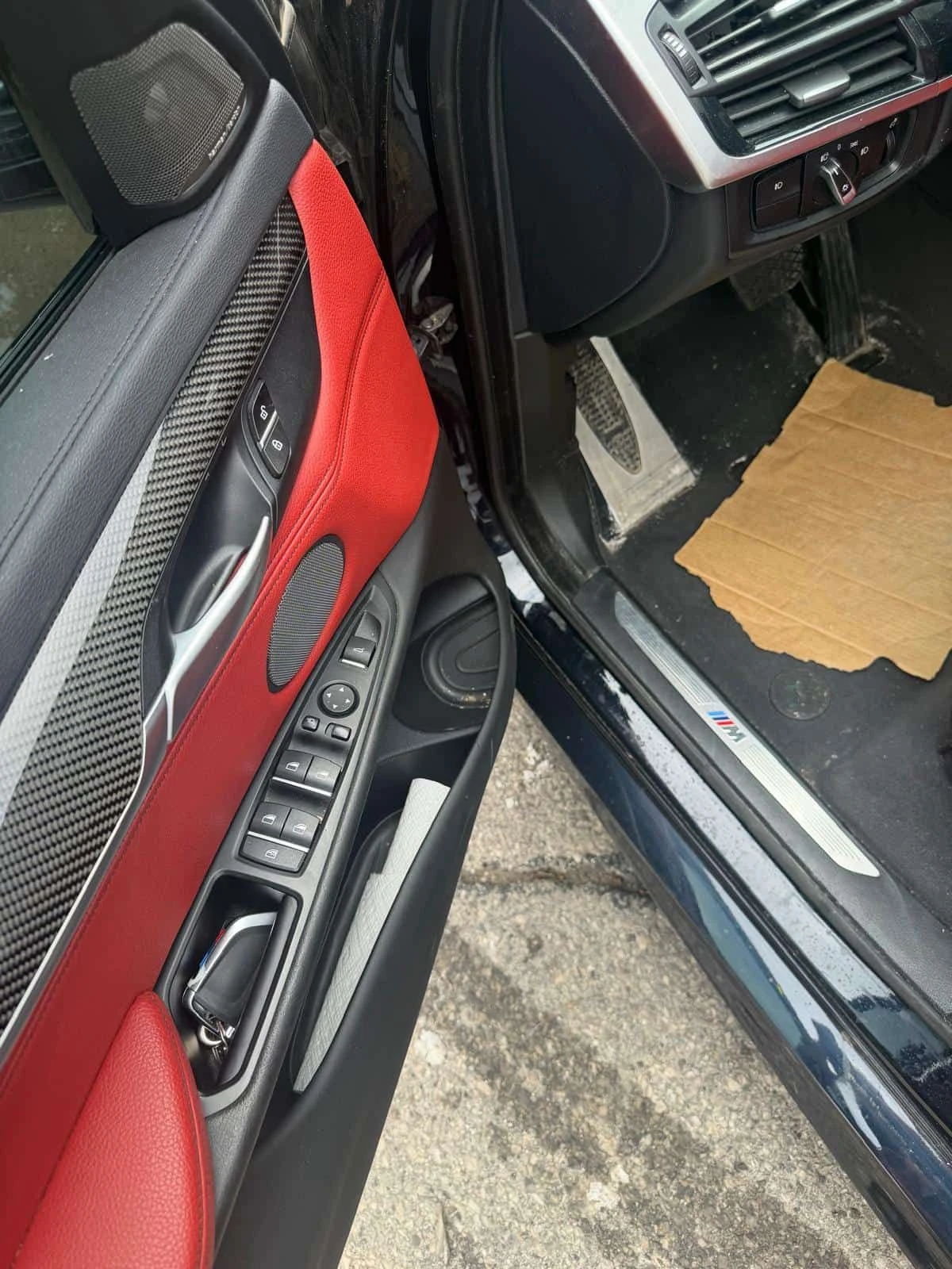 BMW X6 * xDrive35i M-PACK* COMFORT SEATS* ДИГИТАЛНО ТАБЛО, снимка 10 - Автомобили и джипове - 54184855