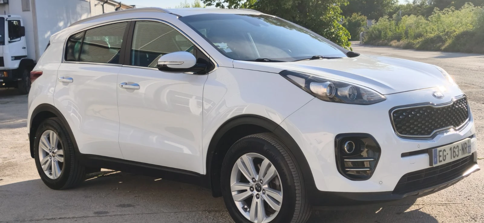 Kia Sportage 1.7 CRDi EURO6B* КАМЕРА* NAVI* 176КМ, снимка 3 - Автомобили и джипове - 54857867