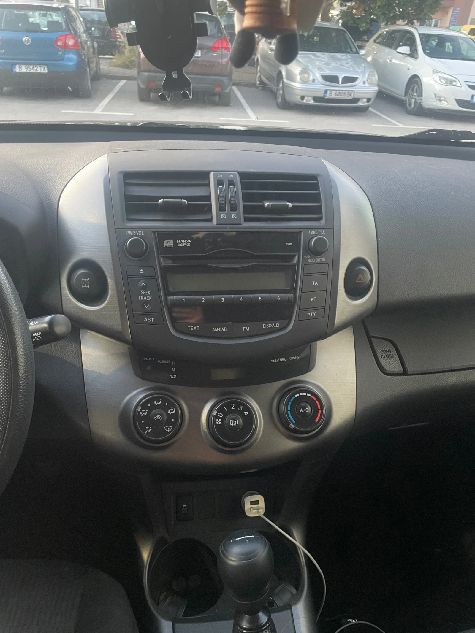 Toyota Rav4, снимка 3 - Автомобили и джипове - 54933310