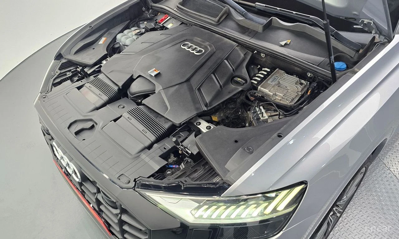 Audi Q8 * ФИКСИРАНА ЦЕНА ДО БЪЛГАРИЯ * АВТОКРЕДИТ, снимка 9 - Автомобили и джипове - 55421811