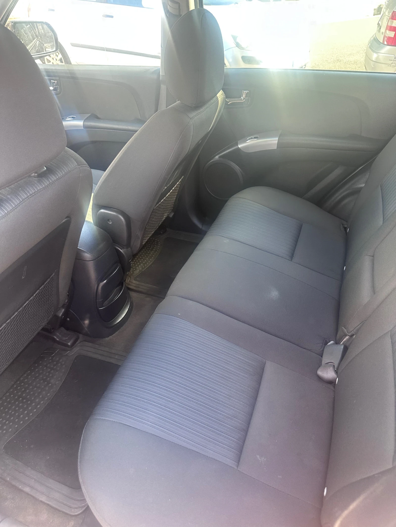 Kia Sportage, снимка 13 - Автомобили и джипове - 56070114