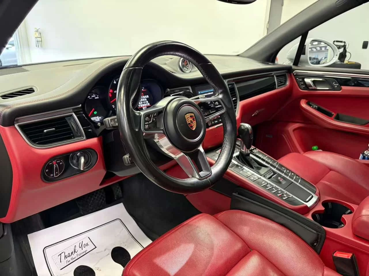 Porsche Macan GTS  CARFAX | Mobile.bg � ����������� 5