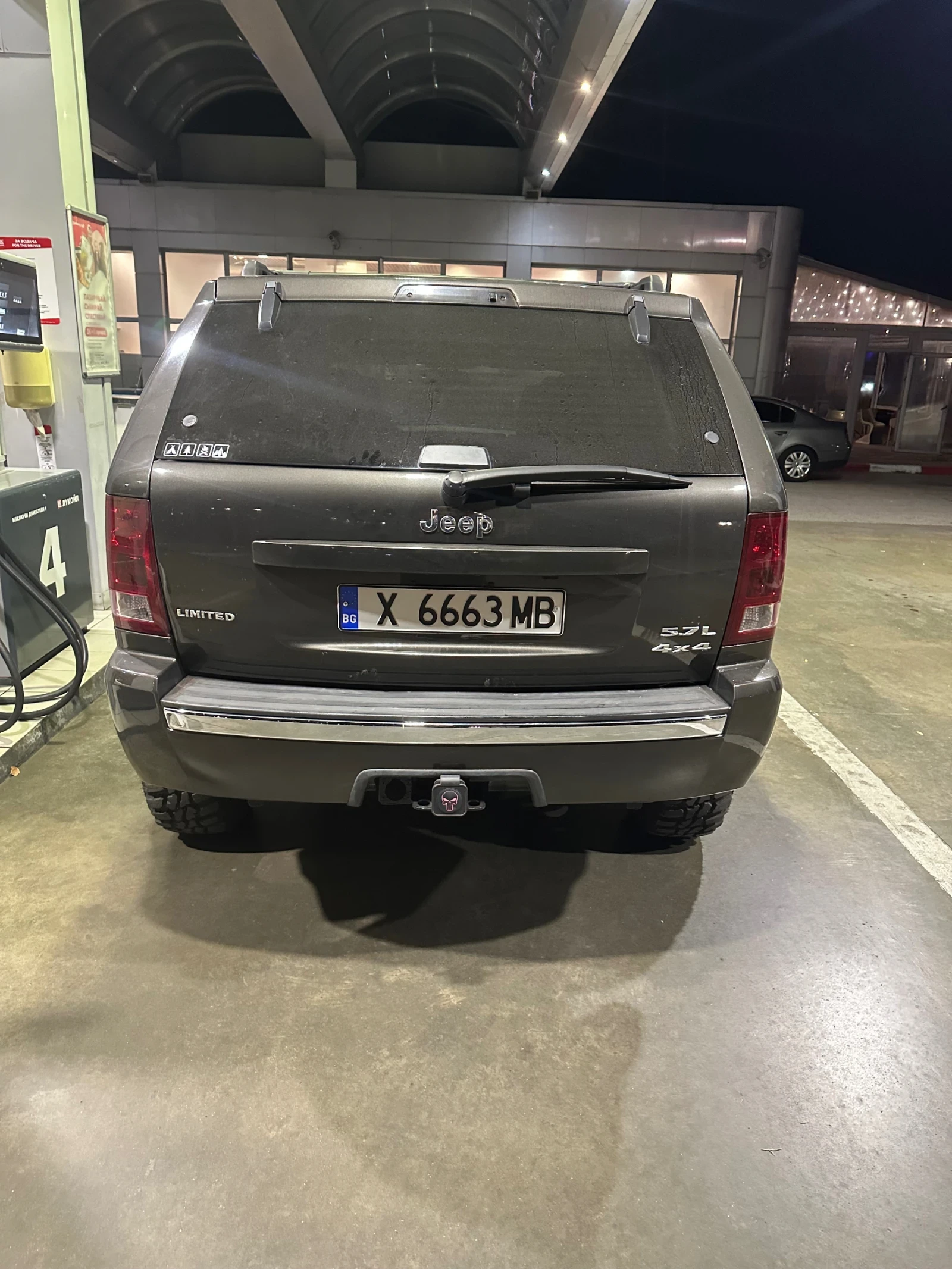 Jeep Grand cherokee, снимка 2 - Автомобили и джипове - 56686407