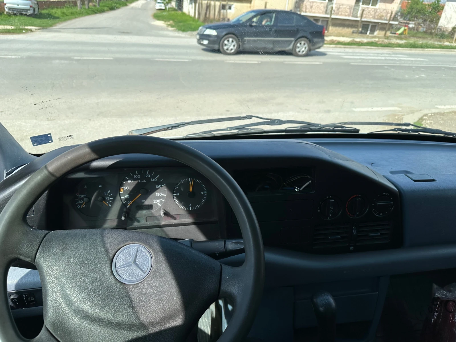 Mercedes-Benz Sprinter 310 2.9 - изображение 8