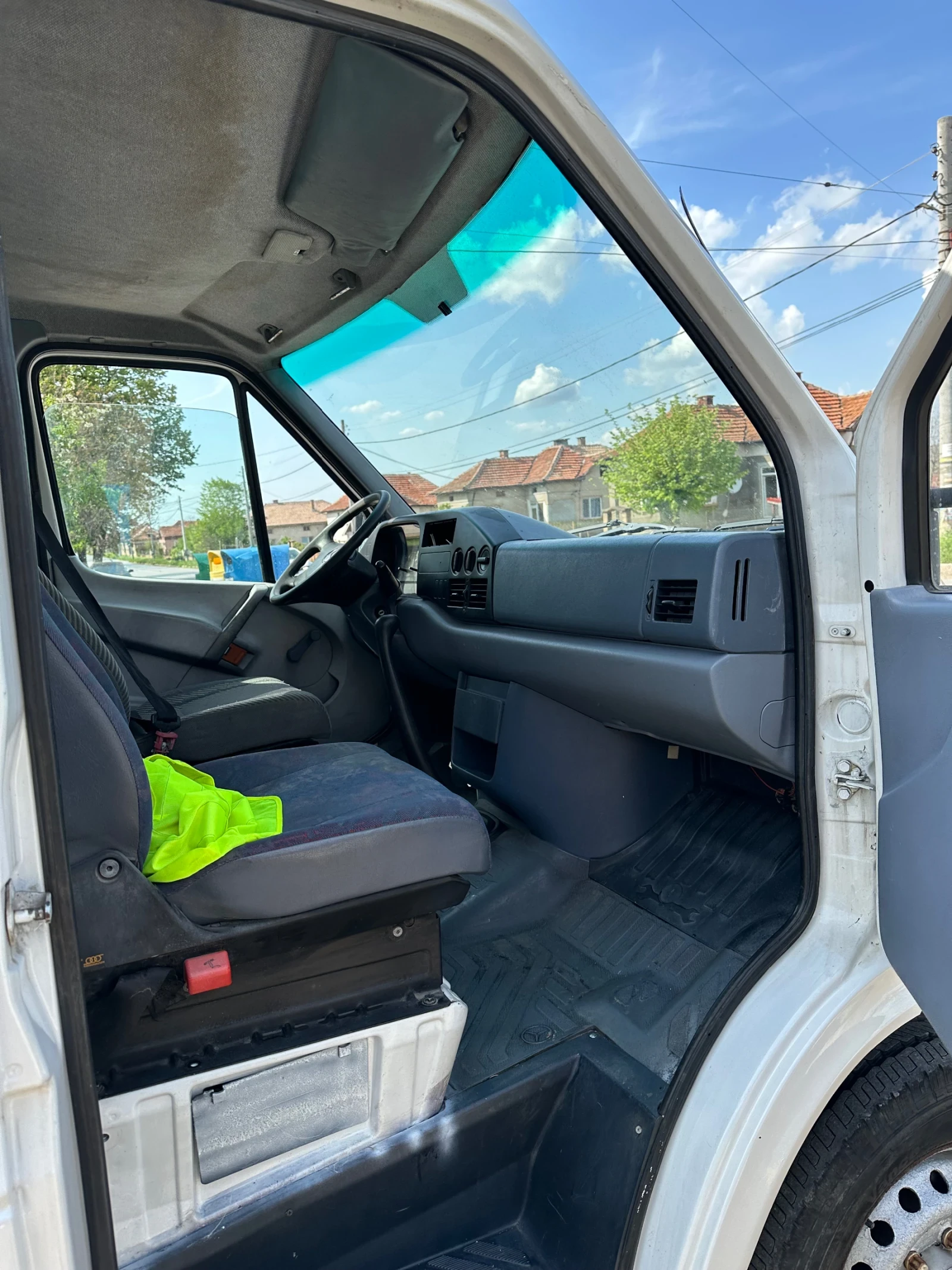 Mercedes-Benz Sprinter 310 2.9 - изображение 6