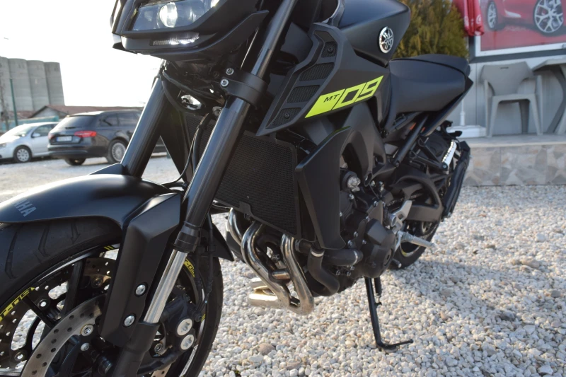 Yamaha Mt-09 850* ABS* TCS* QS* LED, снимка 15 - Мотоциклети и мототехника - 48521570