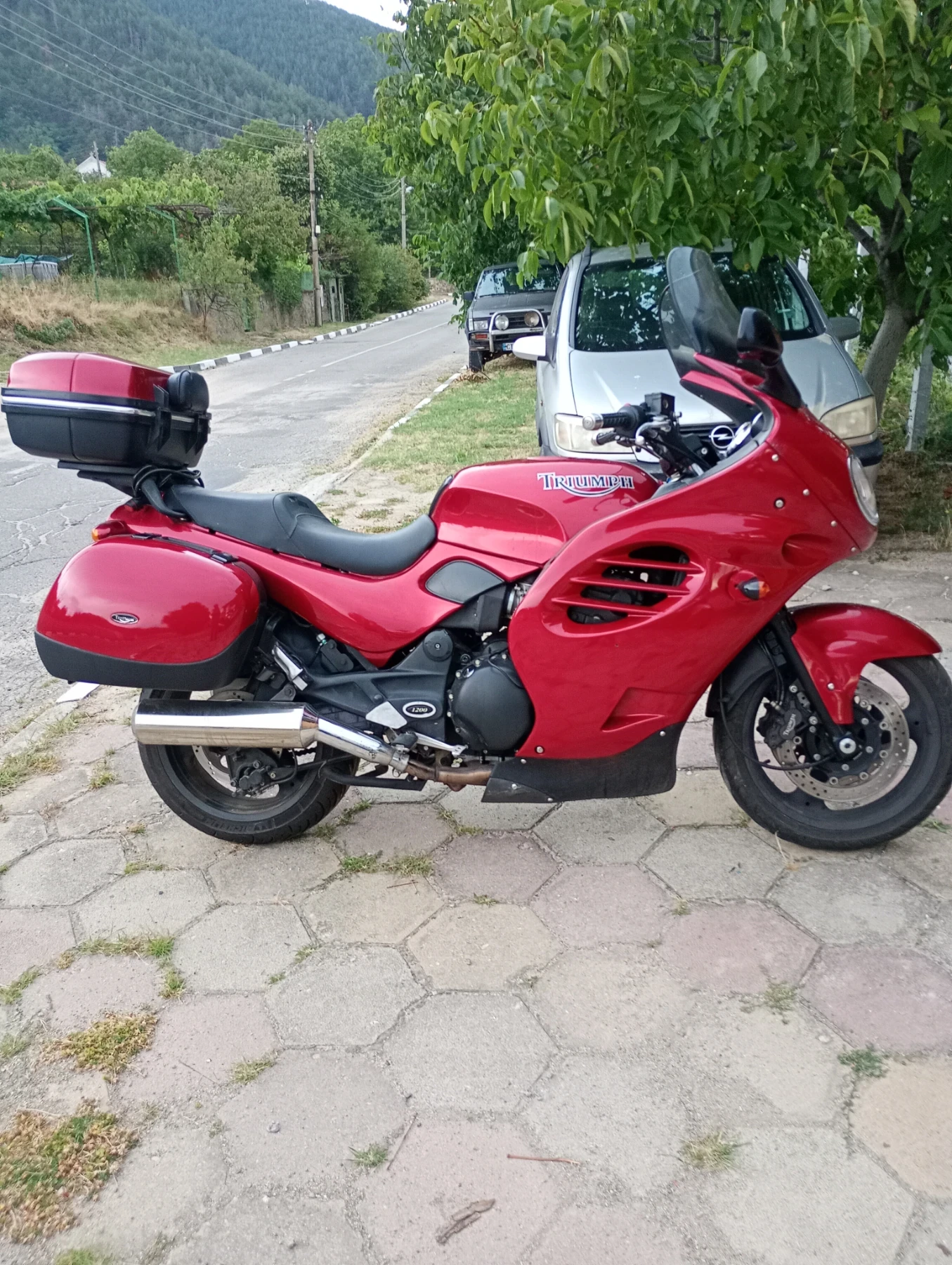 Triumph Trophy 6200 лв. - изображение 4
