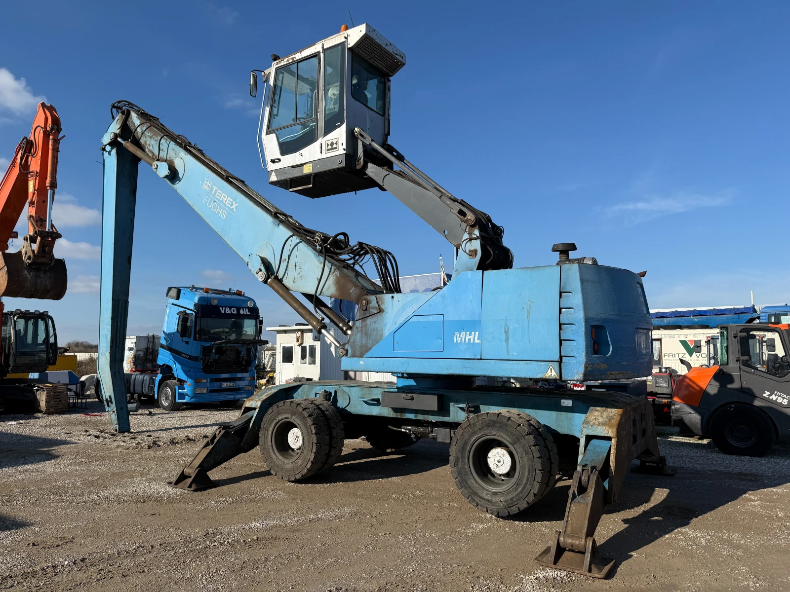  Fuchs MHL 350 | Mobile.bg   14