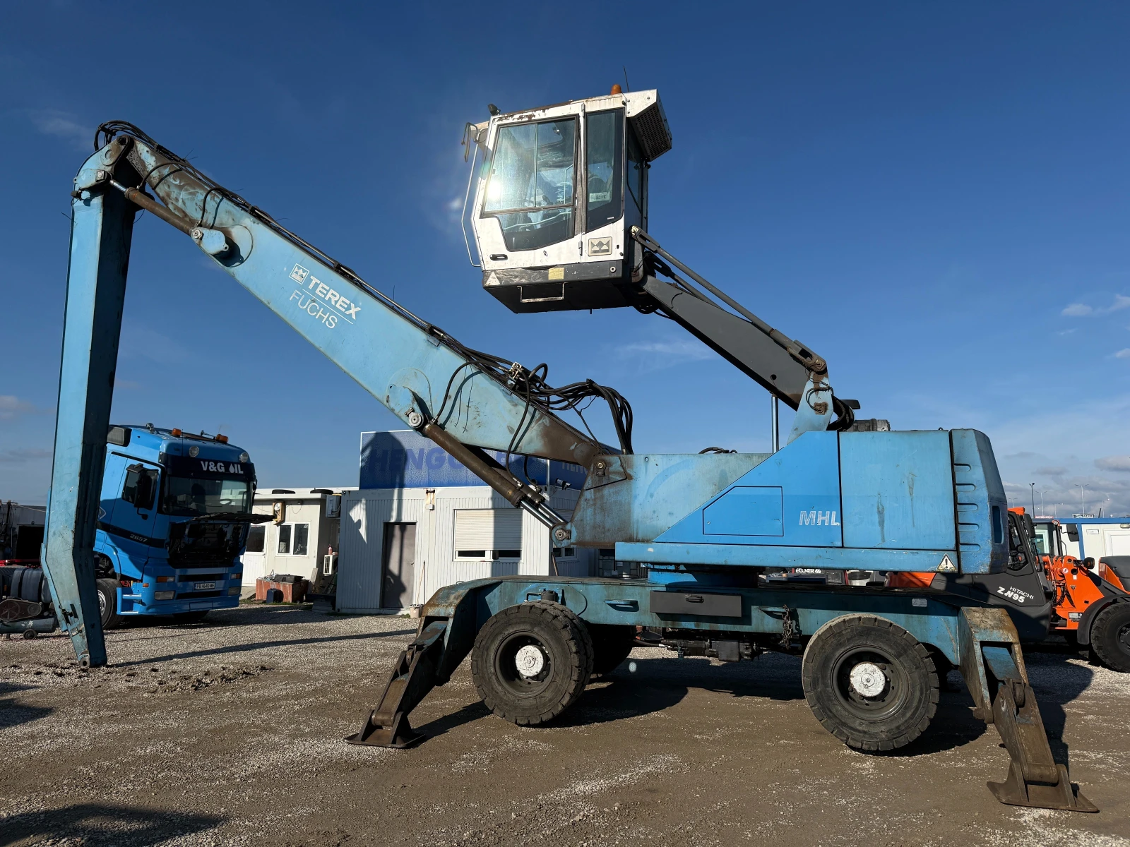  Fuchs MHL 350 | Mobile.bg   13