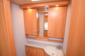 Каравана Wilk S4* * * * 490 EU+ ФОРСЕЛТ/MOTOR MOVER, снимка 17