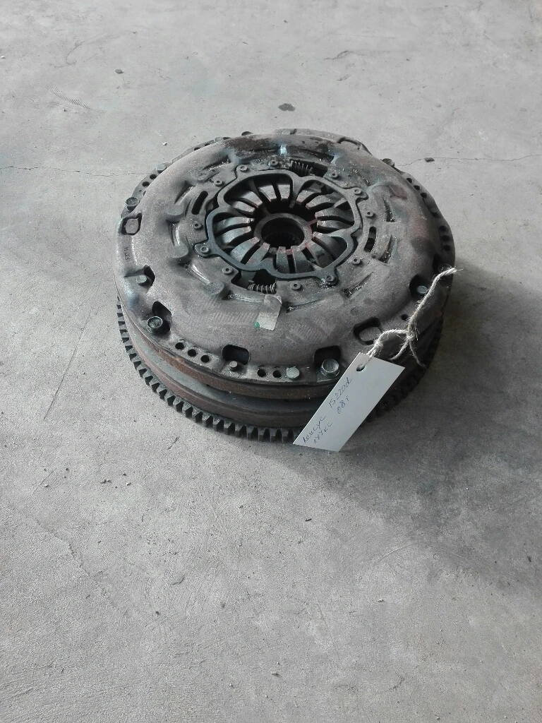 маховик комплект лексус ис 220д