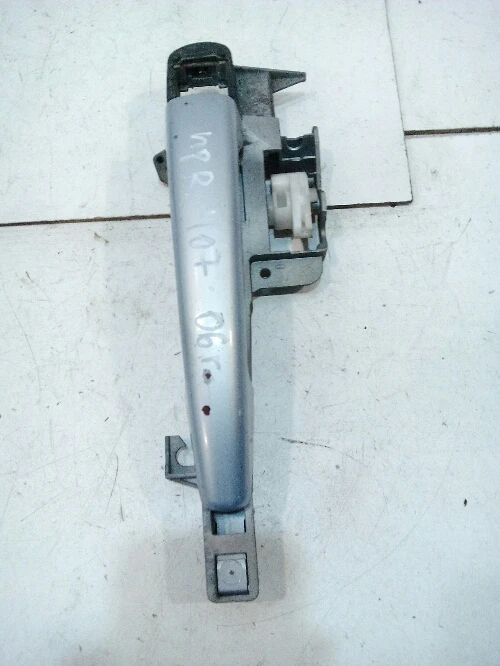 Дръжка външна предна дясна Пежо 407