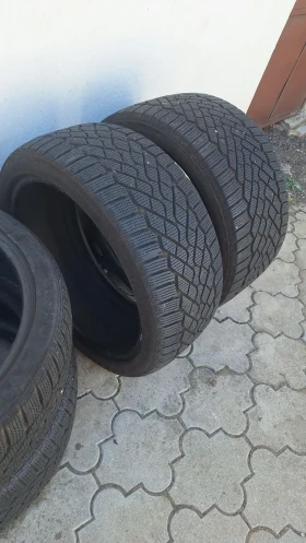 Гуми Зимни 225/40R18, снимка 2