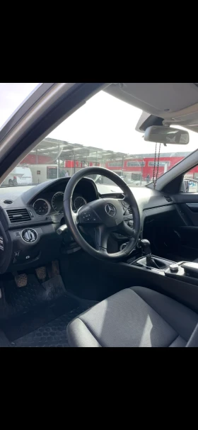 Mercedes-Benz C 200, снимка 5
