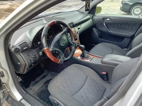 Mercedes-Benz C 220, снимка 7
