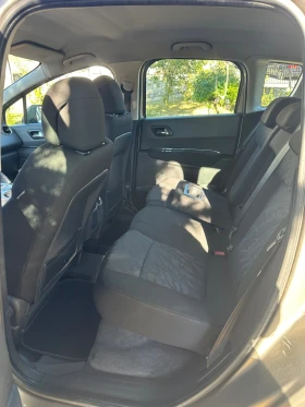 Peugeot 3008 1.6 HDI, снимка 9