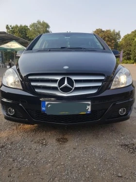     Mercedes-Benz B 180