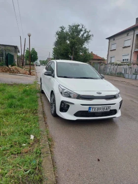 ������ Kia Rio
