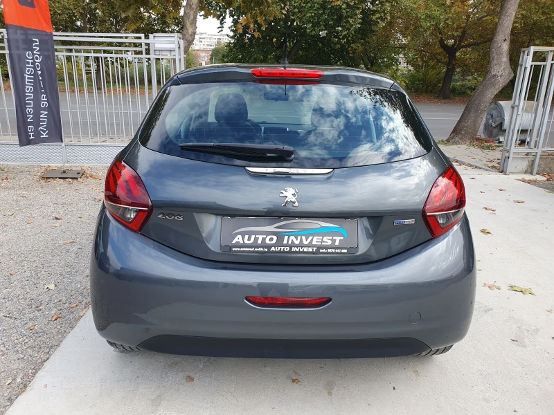 Peugeot 208 1.2/82ks, снимка 6 - Автомобили и джипове - 47784075