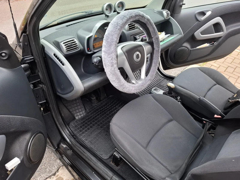 Smart Fortwo 1000 клима, снимка 8 - Автомобили и джипове - 48294643