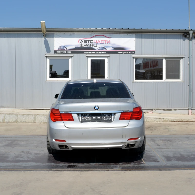 BMW 750 4.4 Twinpower, снимка 4 - Автомобили и джипове - 50034293