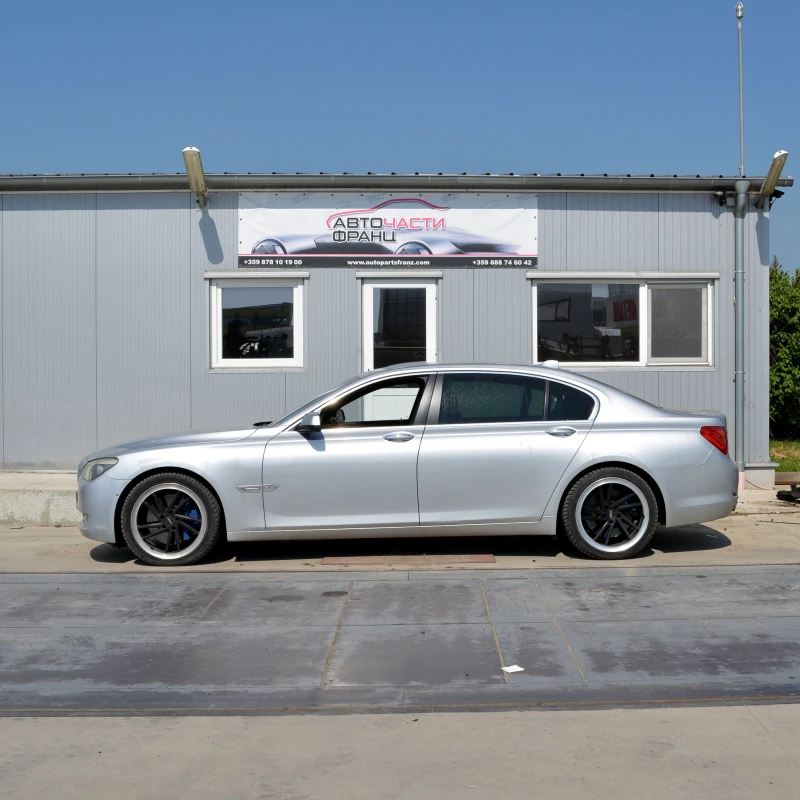 BMW 750 4.4 Twinpower, снимка 2 - Автомобили и джипове - 50034293