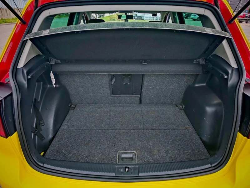 VW Golf Plus 1.6 бензин-ГАЗ 102кс, снимка 11 - Автомобили и джипове - 50739012