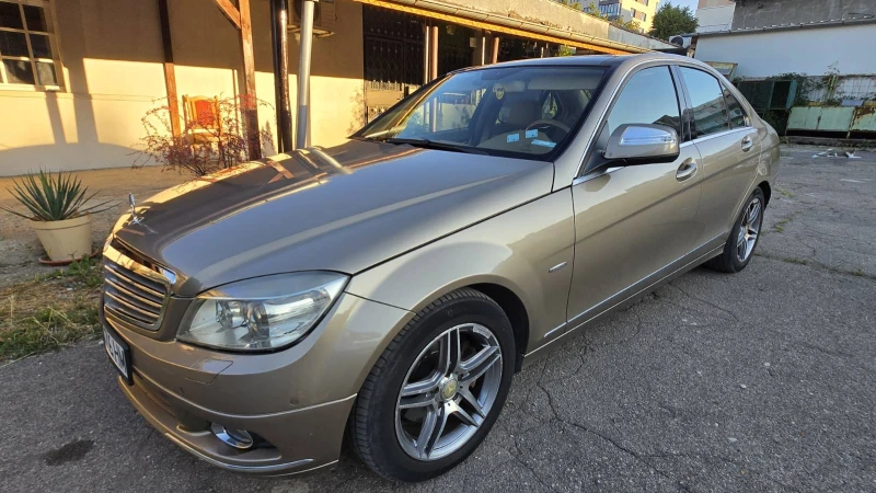 Mercedes-Benz C 280 Elegance, панорама, кожа, навигация, биксенон, снимка 11 - Автомобили и джипове - 52655383