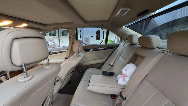 Mercedes-Benz C 280 Elegance, панорама, кожа, навигация, биксенон, снимка 7 - Автомобили и джипове - 52655383