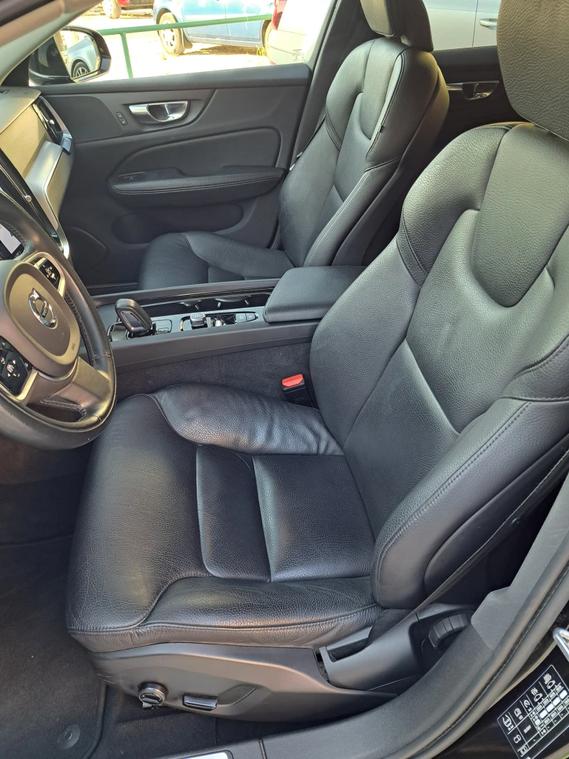Volvo V60 2.0D B4 GEARTRONIC MOMENTUM PRO, снимка 11 - Автомобили и джипове - 51592169