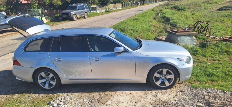 BMW 525, снимка 4 - Автомобили и джипове - 52880352