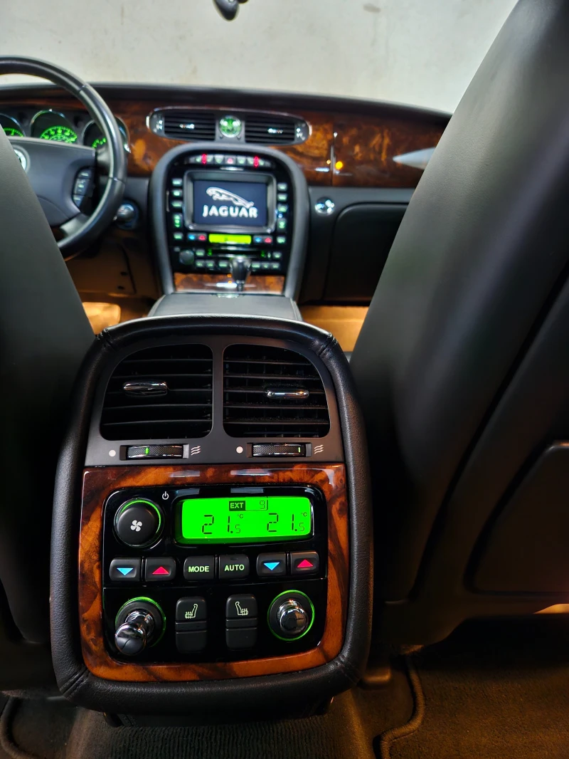 Jaguar Xj XJR 4.2 V8, снимка 11 - Автомобили и джипове - 52268347