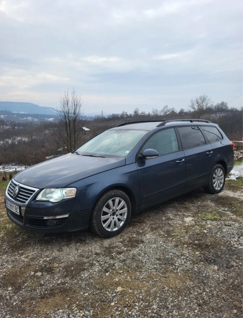 VW Passat, снимка 2 - Автомобили и джипове - 52748735