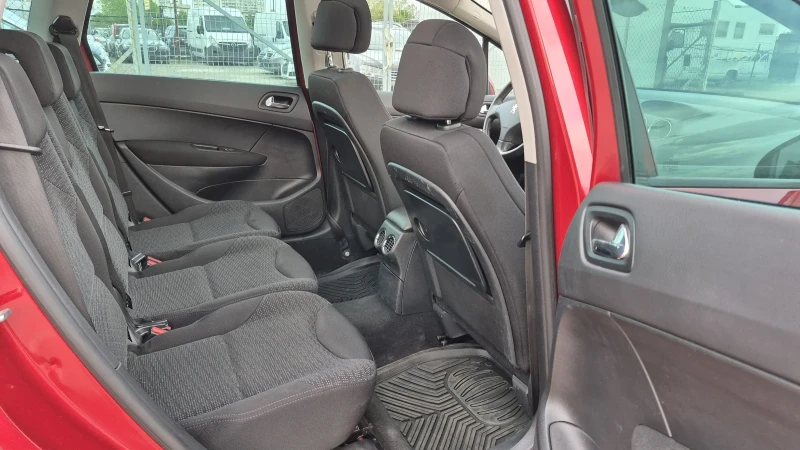 Peugeot 308 1.6i 140hp * Автомат * Панорама* БАРТЕР, снимка 12 - Автомобили и джипове - 52947242