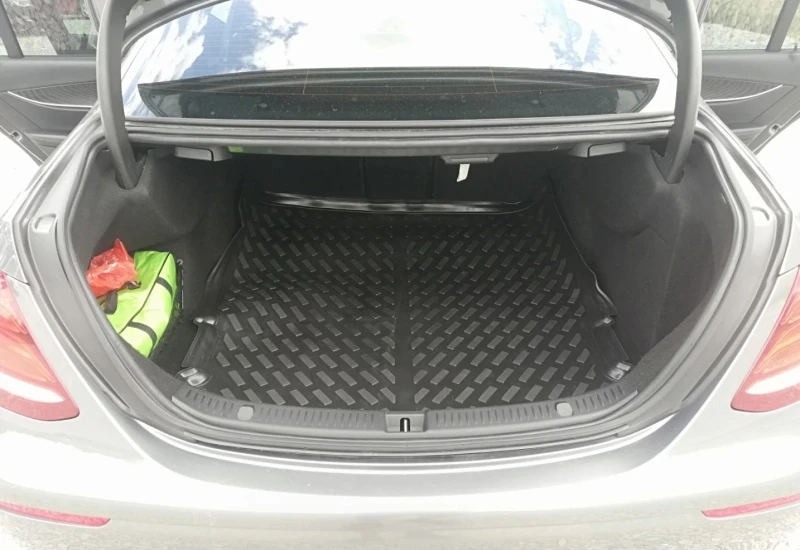 Mercedes-Benz E 350, снимка 11 - Автомобили и джипове - 52949268