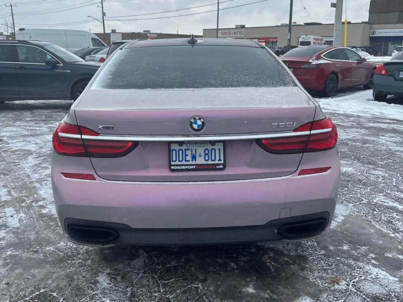 BMW 750 * 750i xDrive * CARFAX * ЦЕНА ДО БГ, снимка 5 - Автомобили и джипове - 53035177