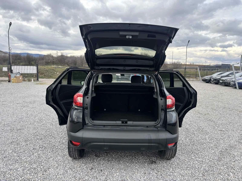 Renault Captur 1.5, Euro 6, Нов внос, снимка 9 - Автомобили и джипове - 53539635