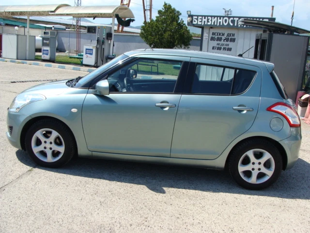 Suzuki Swift 1, 2, снимка 7 - Автомобили и джипове - 54638266