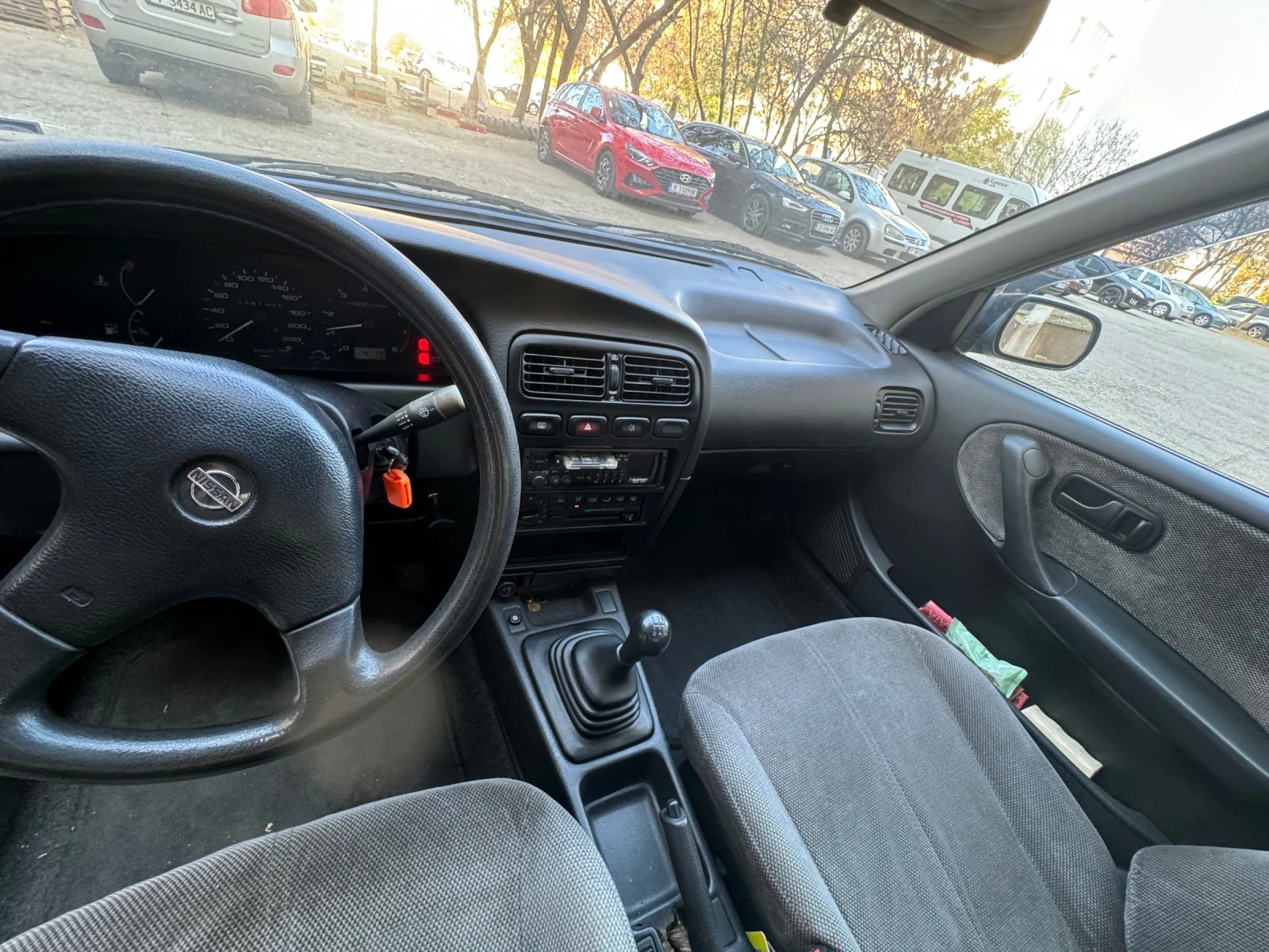 Nissan Primera 1, 6 - изображение 8