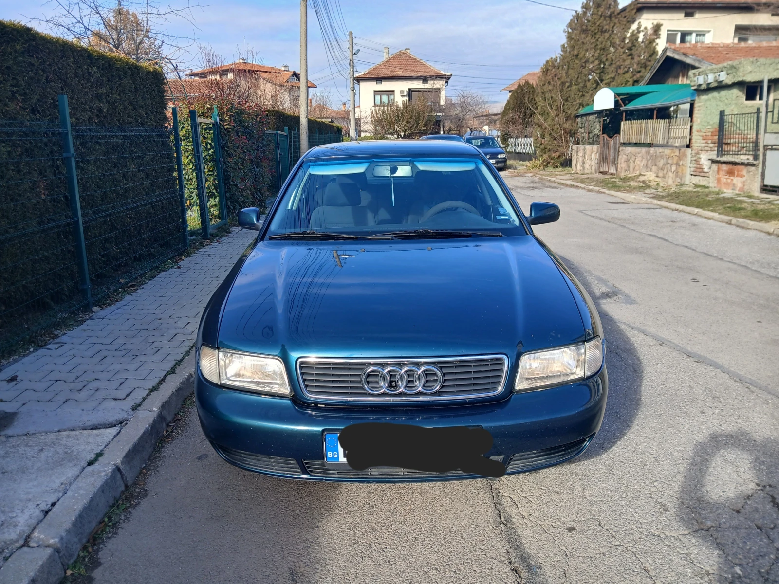 Audi A4 1.8газ клима гаражен  - изображение 9